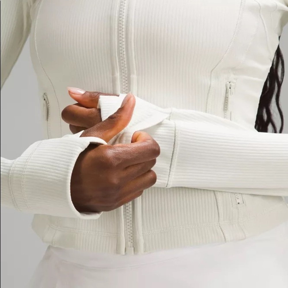 Lululemon Cropped Ribbed Define Jacket - image 5